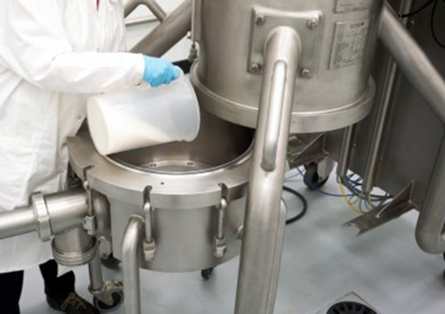 Foto Fácil escalada de nuevos procesos de secado de polvo con RoLab de De Dietrich Process Systems.